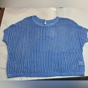 Blue Knit Short Sleeve Sweater Size Medium